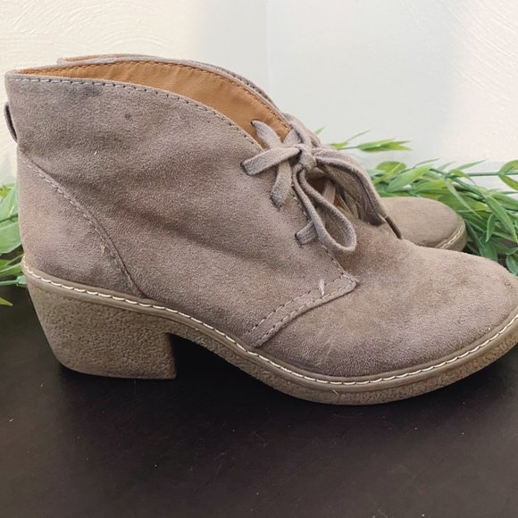 Booties - Picture 3 of 4